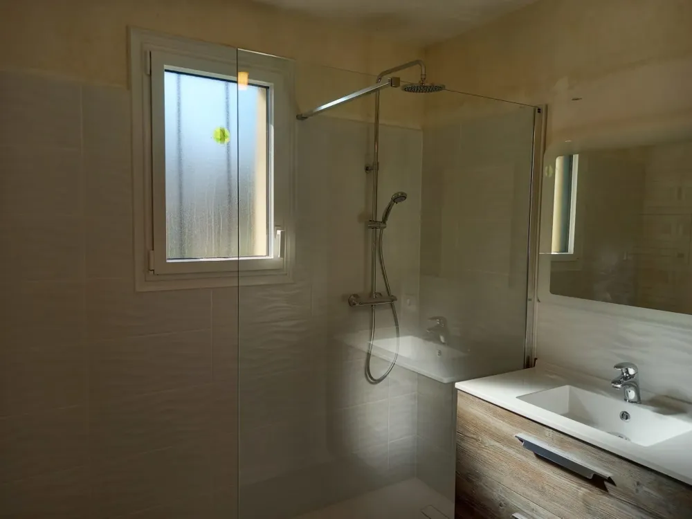 Salle de bain clé en main